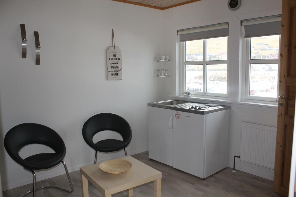 Kristjanshavn Hotel Mithvagur Buitenkant foto